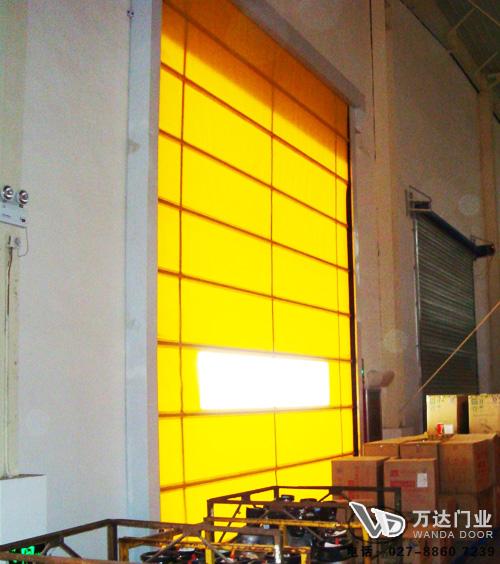 潭门镇工厂堆积门